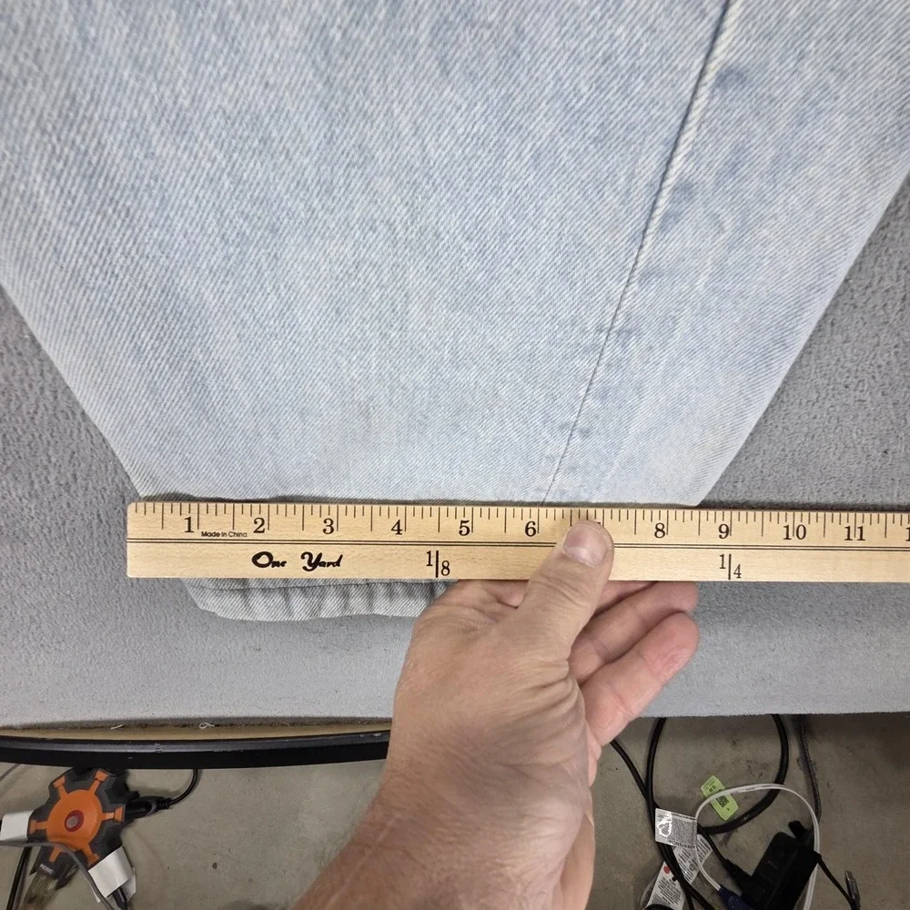 Vintage Levis 501 Jeans Mens Blue Straight Made‎ In USA Button Fly Fits 32x29
